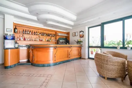 Gattotrilo x 5, Appartement dans une résidence avec piscine - Photo 2