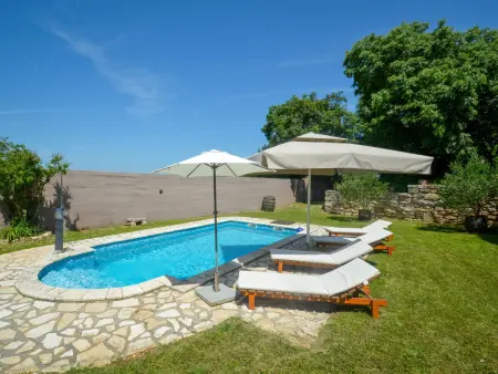 Maison Laura à Pula : piscine privée et terrain 800m² : photo 8