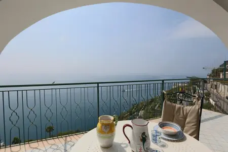 Oasi Blu – Appartement Praiano, terrasse panoramique