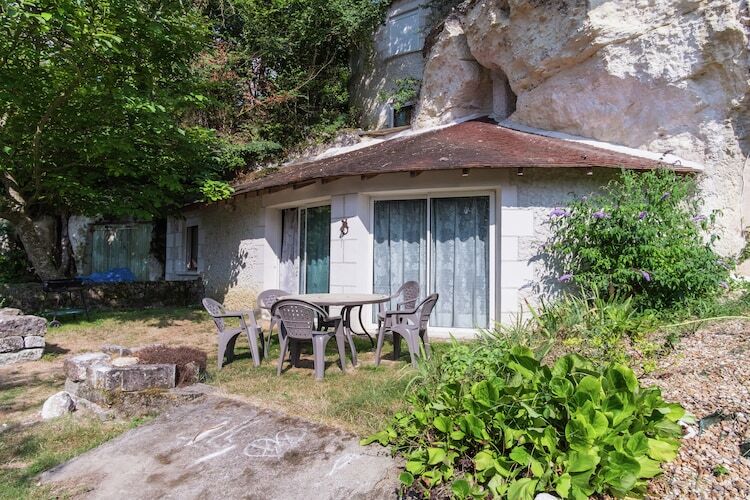 Maison troglodyte La Tour à Faverolles - Photo 1