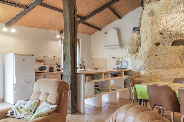 Maison troglodyte La Tour à Faverolles - Photo 9
