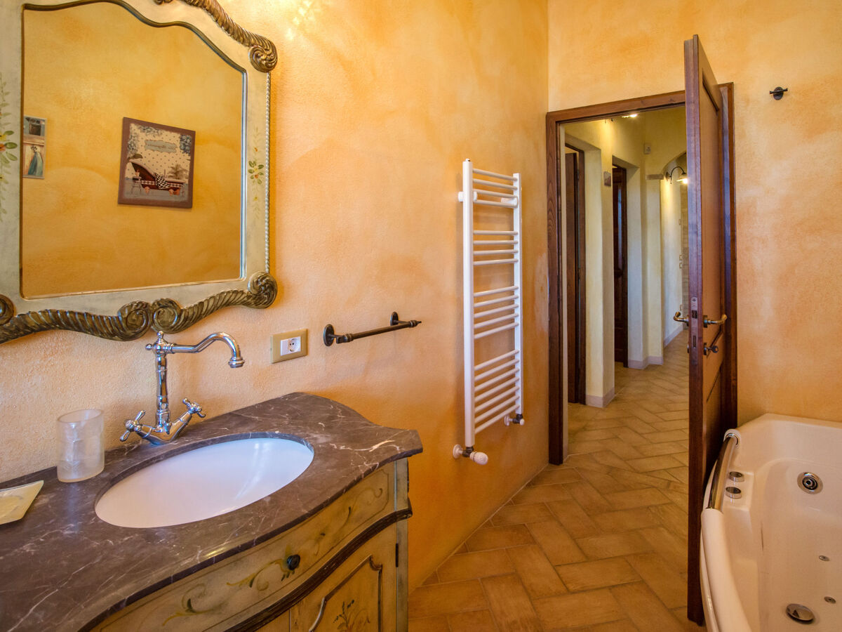 Villa al Sole, maison 8 pers. avec piscine à Montalcino - Photo 17