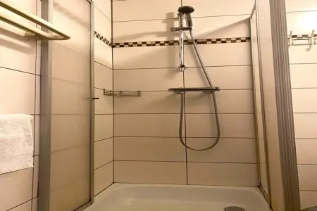 Schell, Appartement près de la forêt à Nidrum - Photo 19