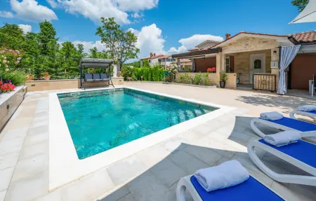 Location maison de vacances à Nedescina