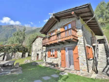 Location maison de vacances à Mello