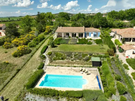 Location maison de vacances à Cailhau