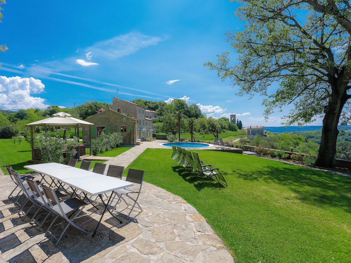 Villa Plac : gîte 10 chambres, piscine et vue panoramique - Photo 2