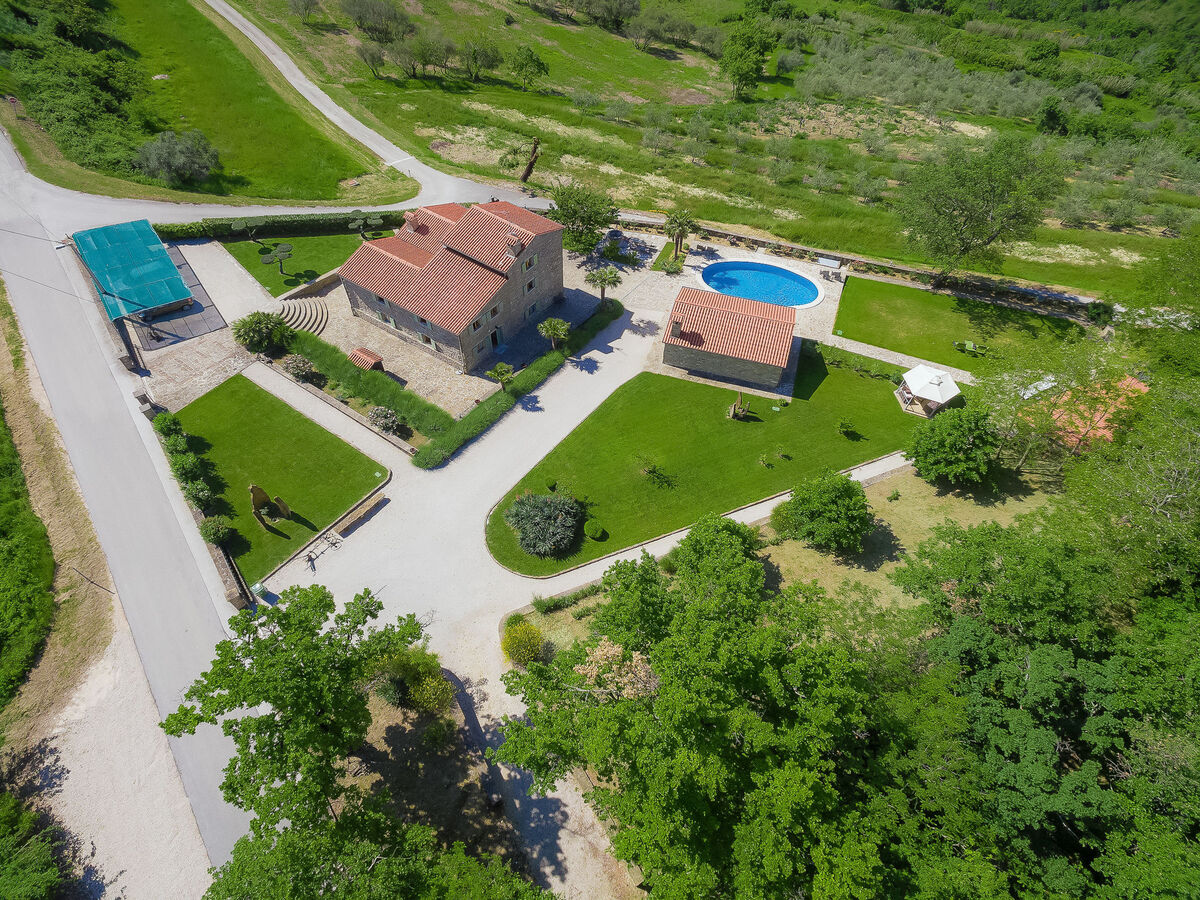 Villa Plac : gîte 10 chambres, piscine et vue panoramique - Photo 10