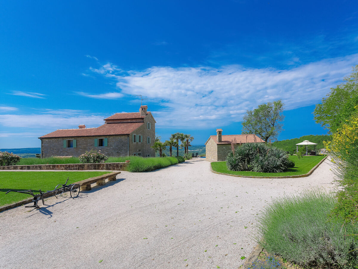 Villa Plac : gîte 10 chambres, piscine et vue panoramique - Photo 17