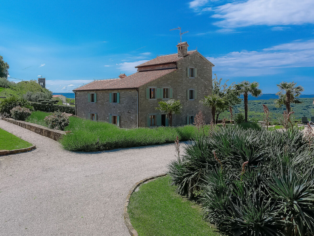 Villa Plac : gîte 10 chambres, piscine et vue panoramique - Photo 27