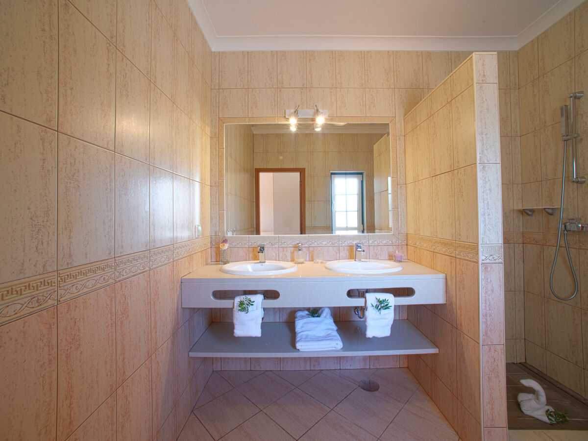 Alto da Rafoia, maison 6 pers. avec piscine à Carvoeiro - Photo 17