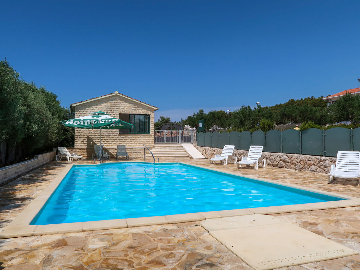 Camp Marko, maison 30m² à 300m de la mer - Photo 3