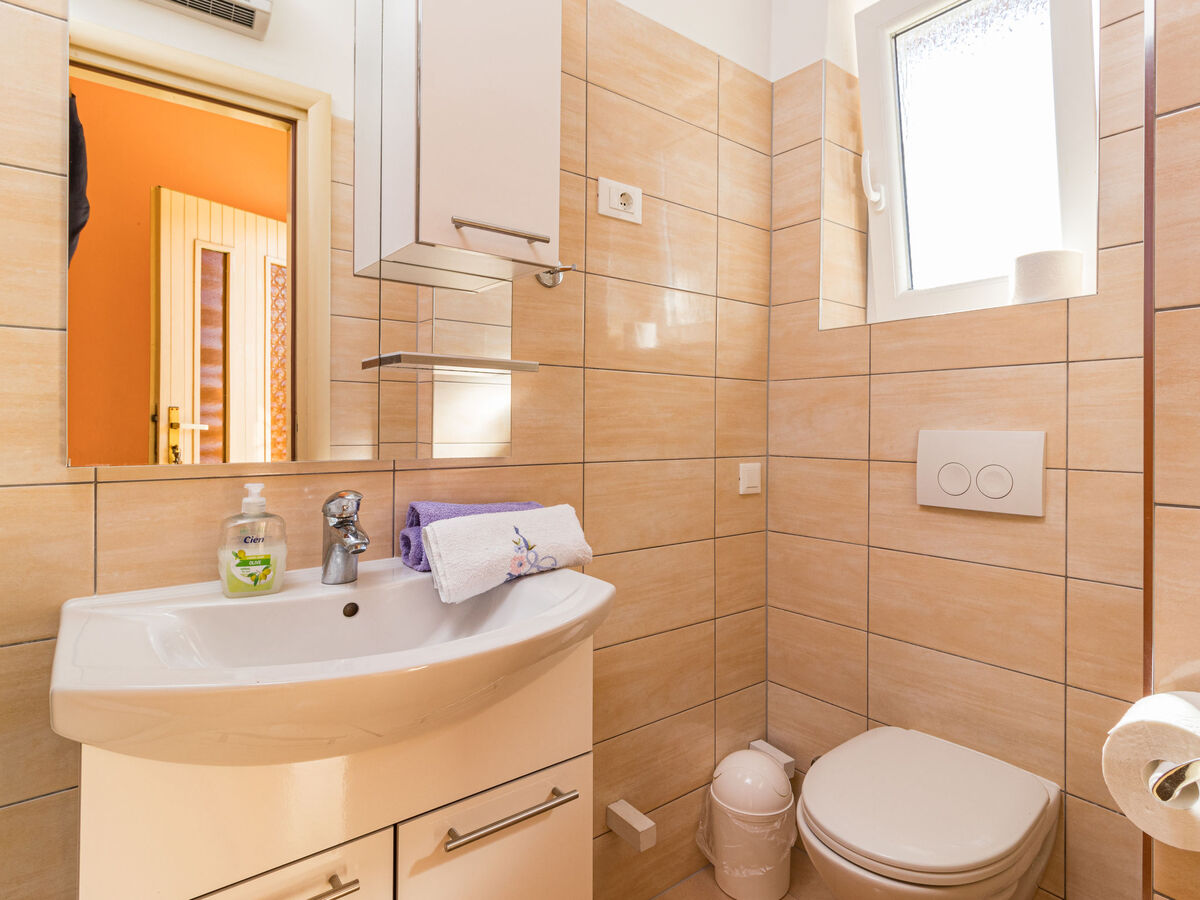 Maison Larisa avec piscine privée à Pićan - Photo 19