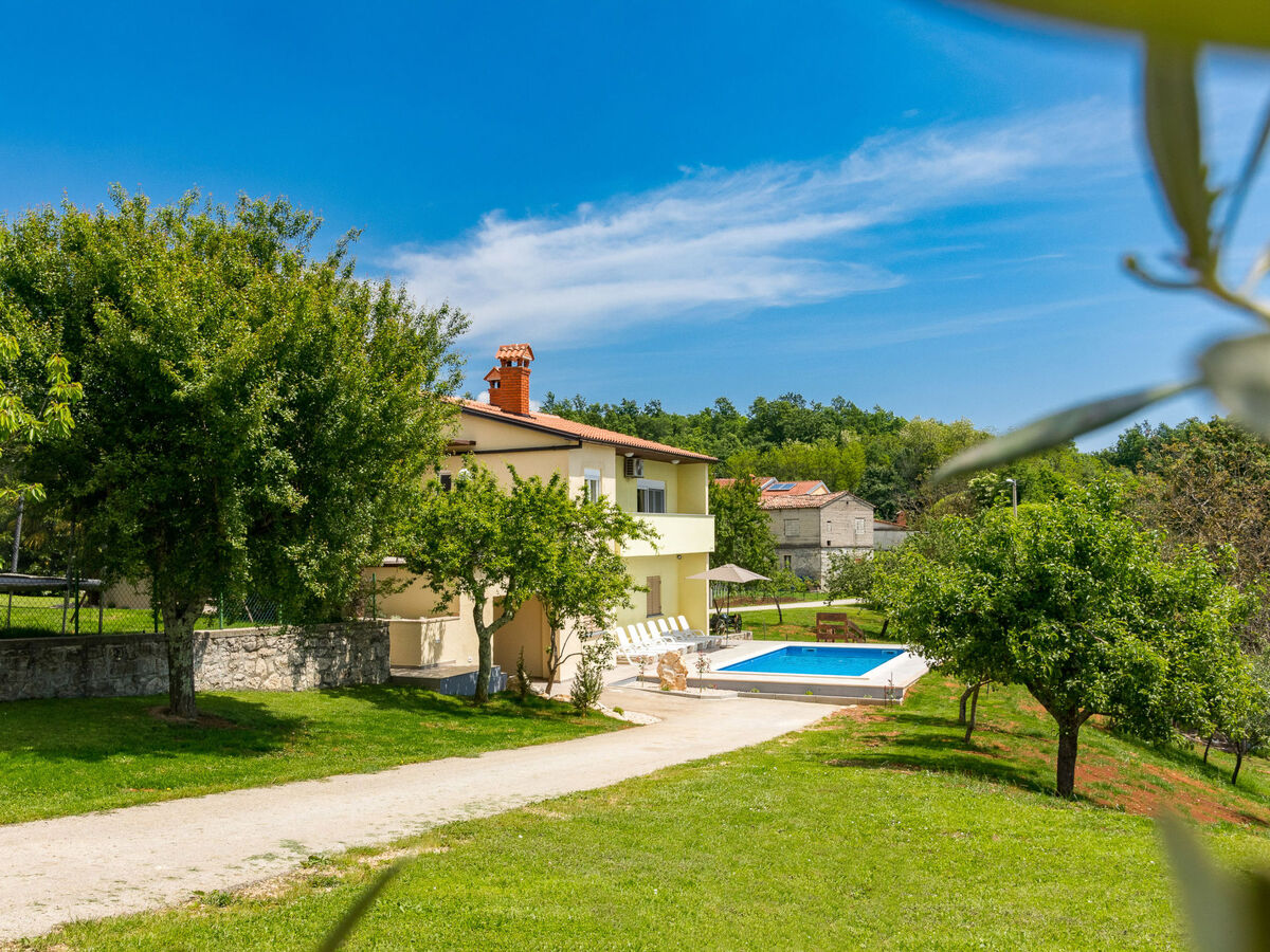 Maison Larisa avec piscine privée à Pićan - Photo 23