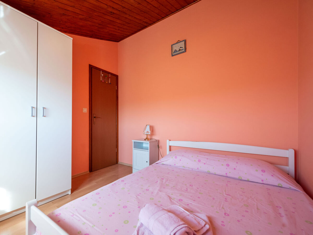 Maison Medica à Pazin : piscine privée et terrasse - Photo 4