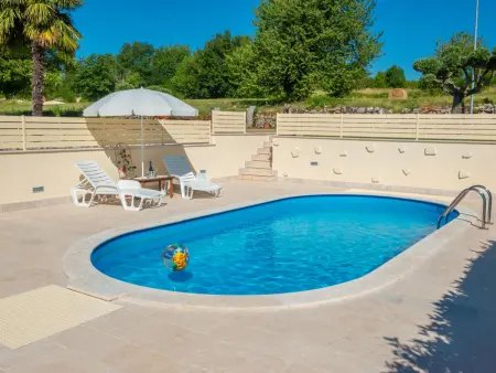 Maison jumelée avec piscine à Milotići, près de Tinjan : photo 8