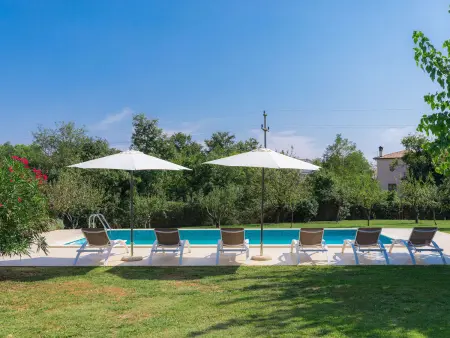 Maison Tijan à Rovinj : piscine privée et terrain 800m² : photo 51