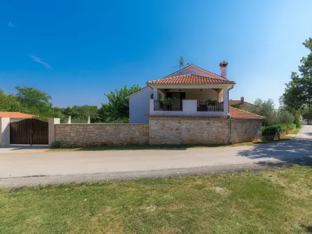Maison Tijan à Rovinj : piscine privée et terrain 800m² : photo 56