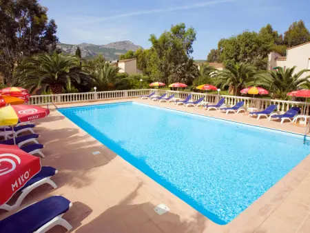 Grand appartement RDC 6 pers., 200 m de la mer à Calvi - Photo 9