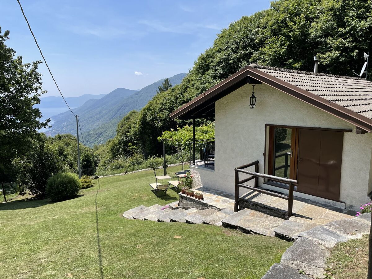 Baita Lavu' – Chalet d'alpage à 800 m, vue lac - Photo 1