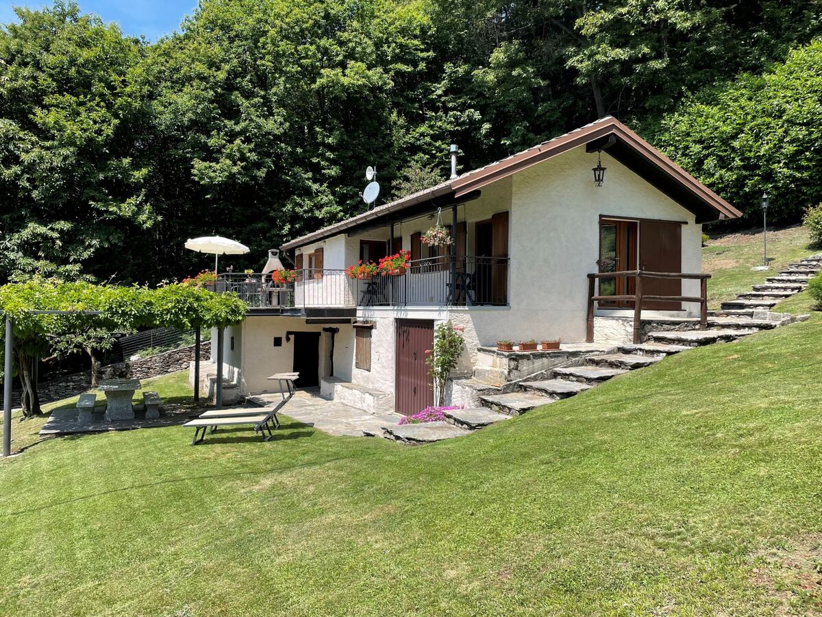 Baita Lavu' – Chalet d'alpage à 800 m, vue lac - Photo 20