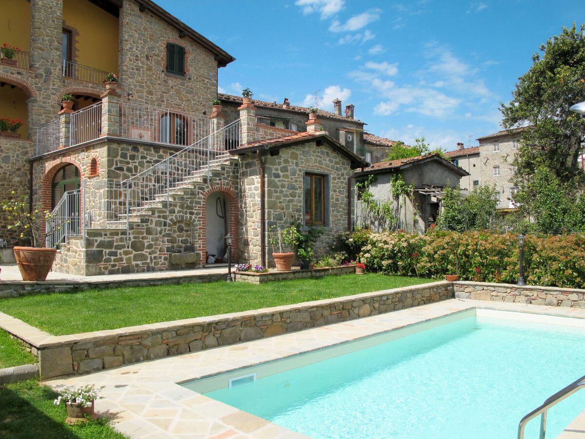 Appartement rustique à Bagni di Lucca, piscine privée et vue panoramique - Photo 1