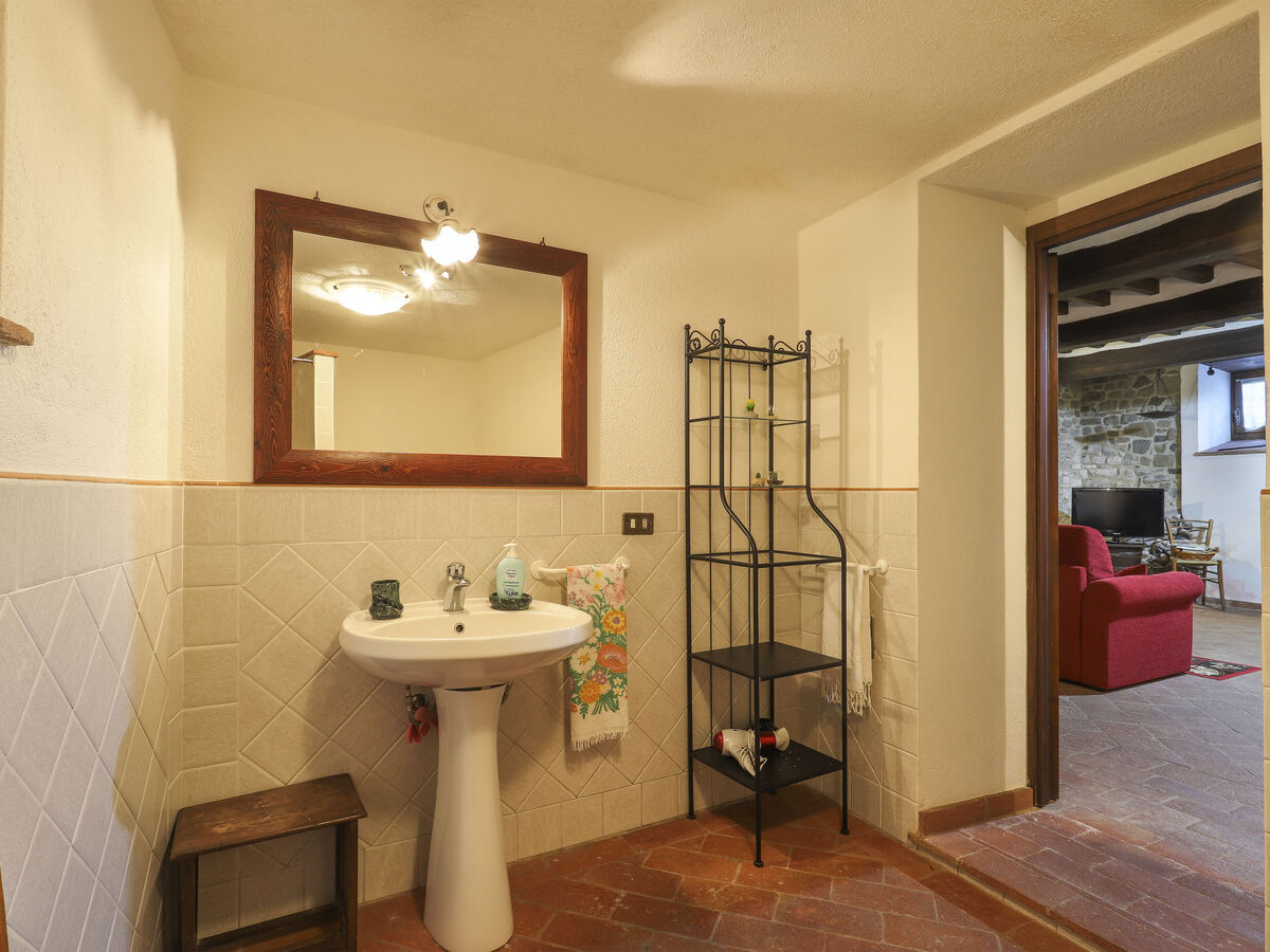 Appartement rustique à Bagni di Lucca, piscine privée et vue panoramique - Photo 11
