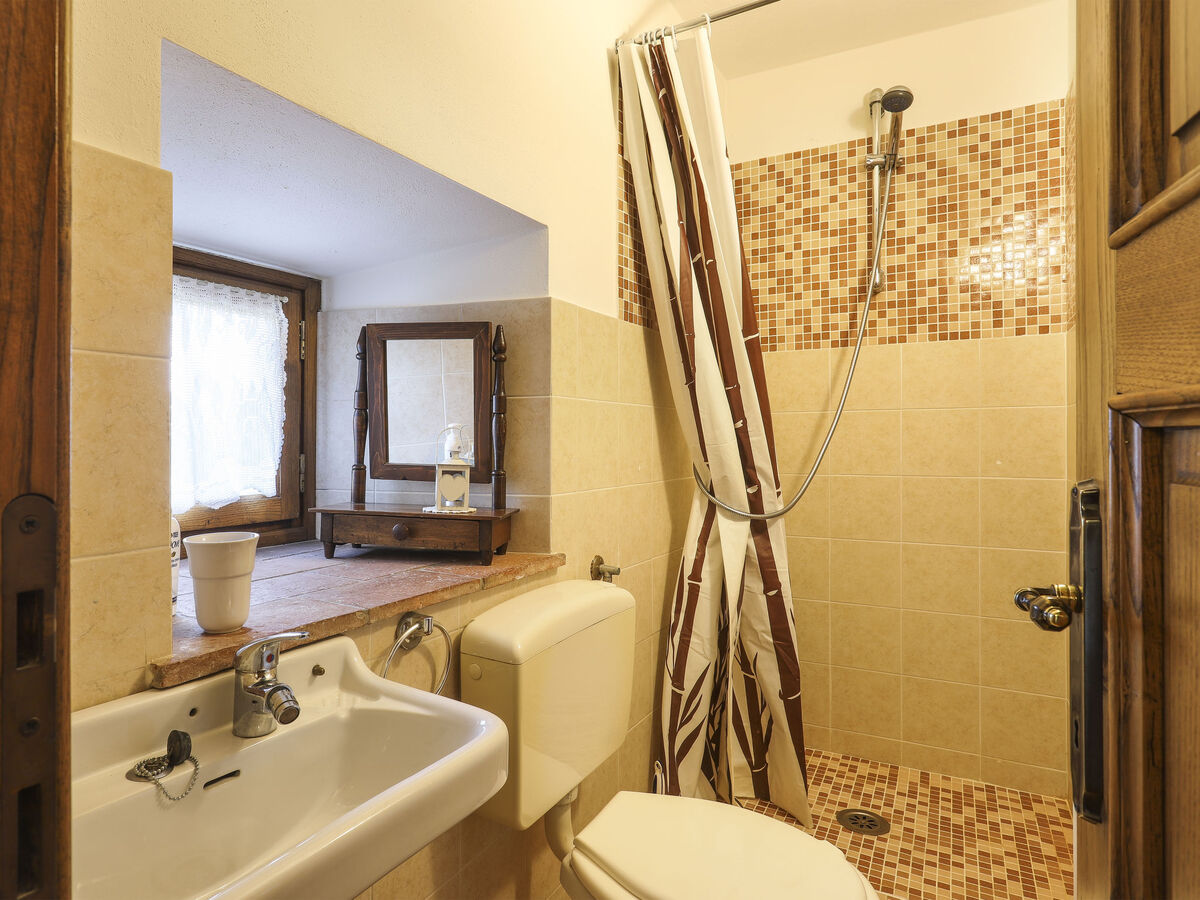 Appartement rustique à Bagni di Lucca, piscine privée et vue panoramique - Photo 13