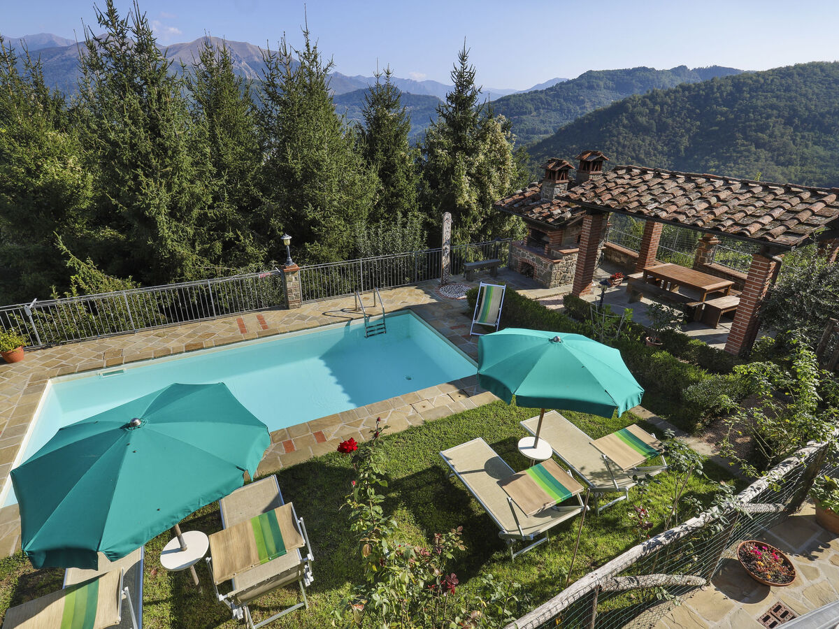 Appartement rustique à Bagni di Lucca, piscine privée et vue panoramique - Photo 17