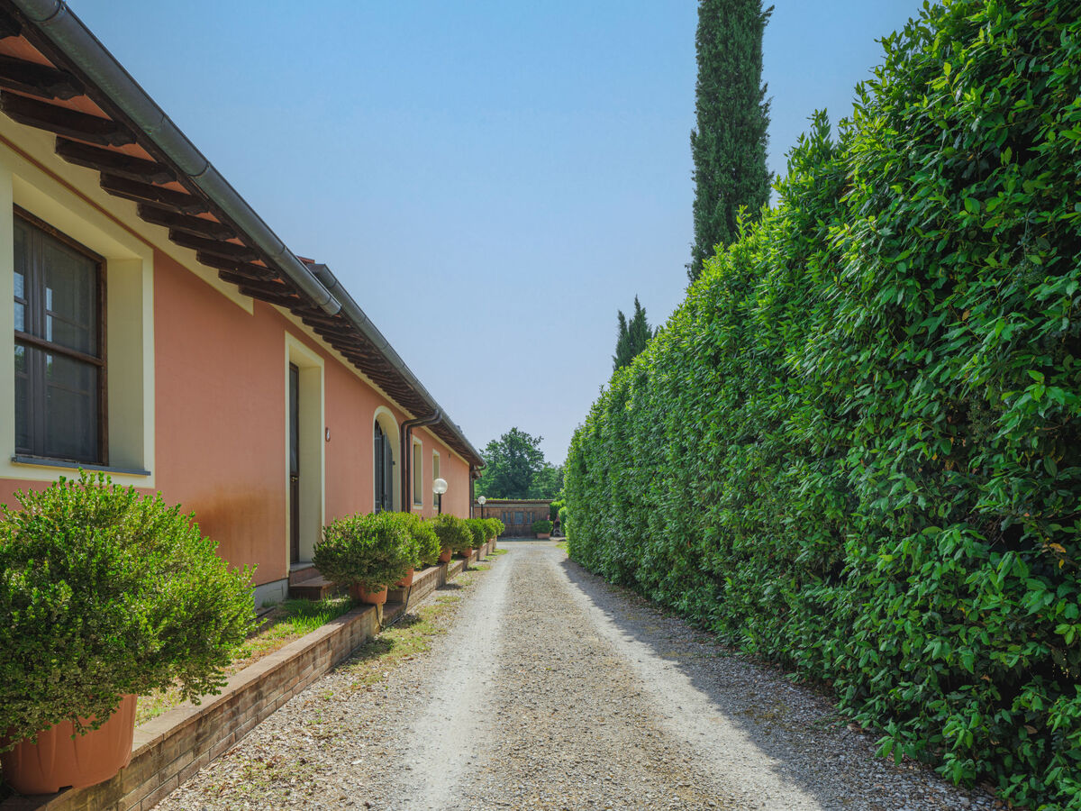 Appartement Ponziani à Orentano, piscine et 5000 m² - Photo 29