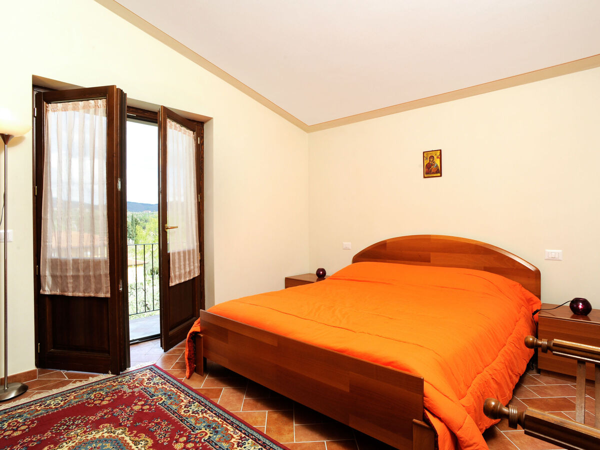 Montechioccioli, maison 6 chambres avec piscine - Photo 12