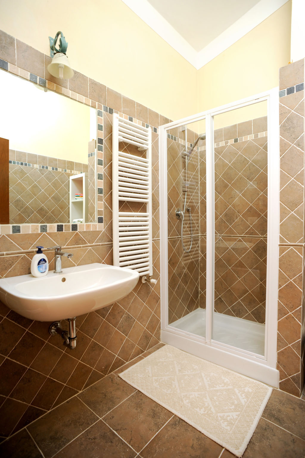 Montechioccioli, maison 6 chambres avec piscine - Photo 19