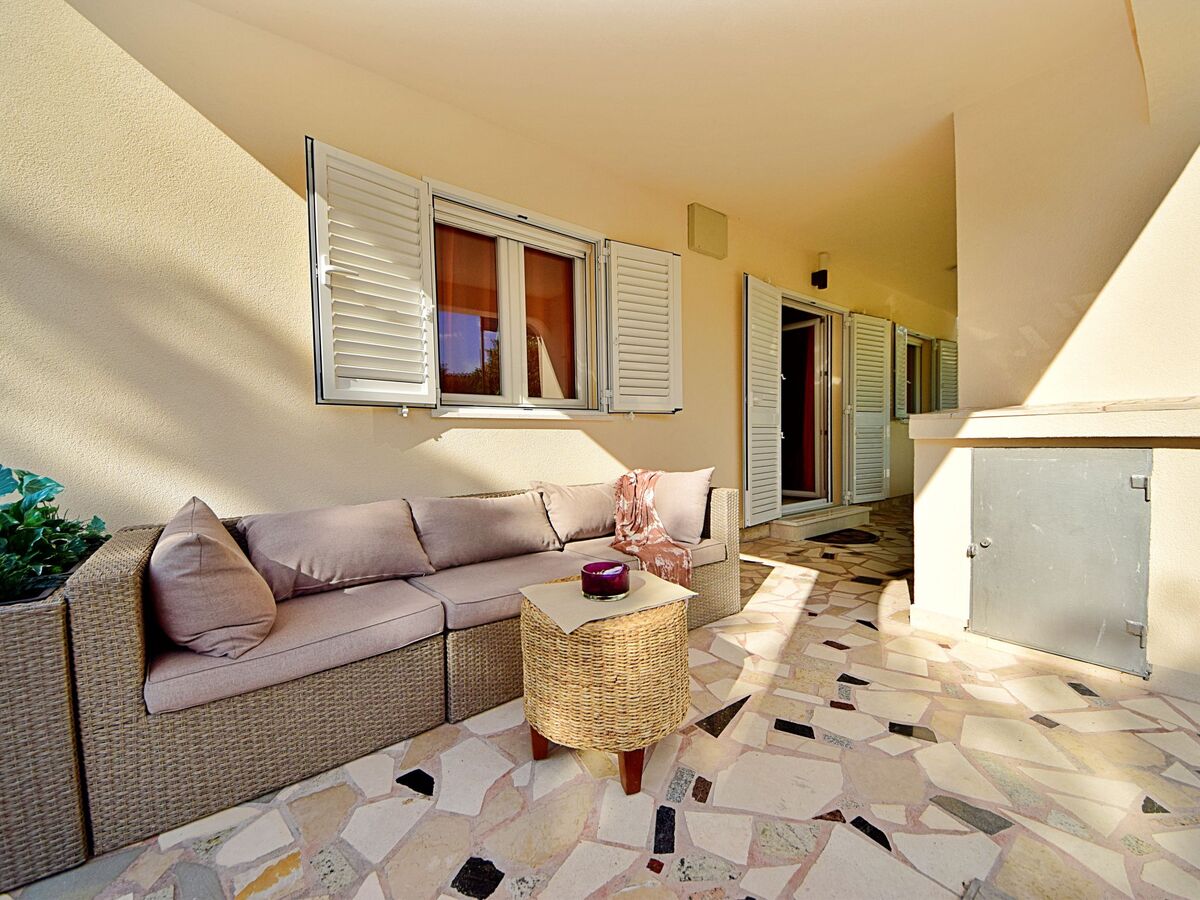 Neka : maison 2 étages avec piscine chauffée à Trogir - Photo 11