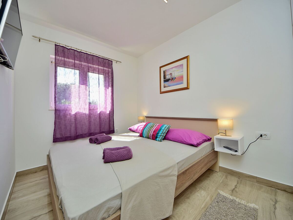 Neka : maison 2 étages avec piscine chauffée à Trogir - Photo 28