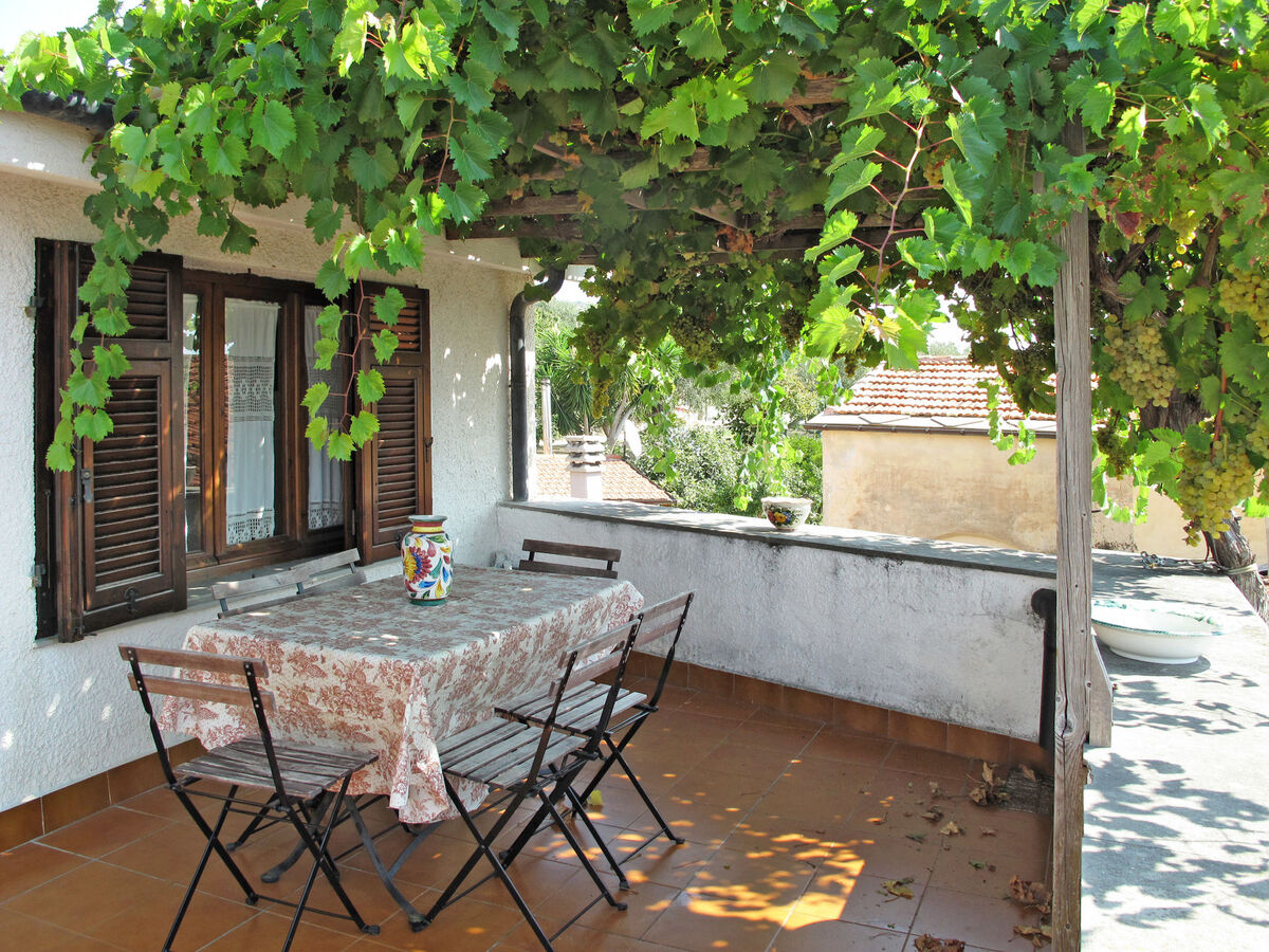 Casa Massabovi, ancien moulin du 19e siècle à Imperia - Photo 4