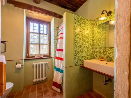 Studio Rosso à Cortemilia, 30 m² sur 2 niveaux : photo 12