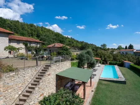 Studio Rosso à Cortemilia, 30 m² sur 2 niveaux : photo 28