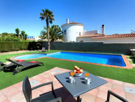 Villa Caleta – 8 pers., piscine privée à 100 m de la mer - Photo 1