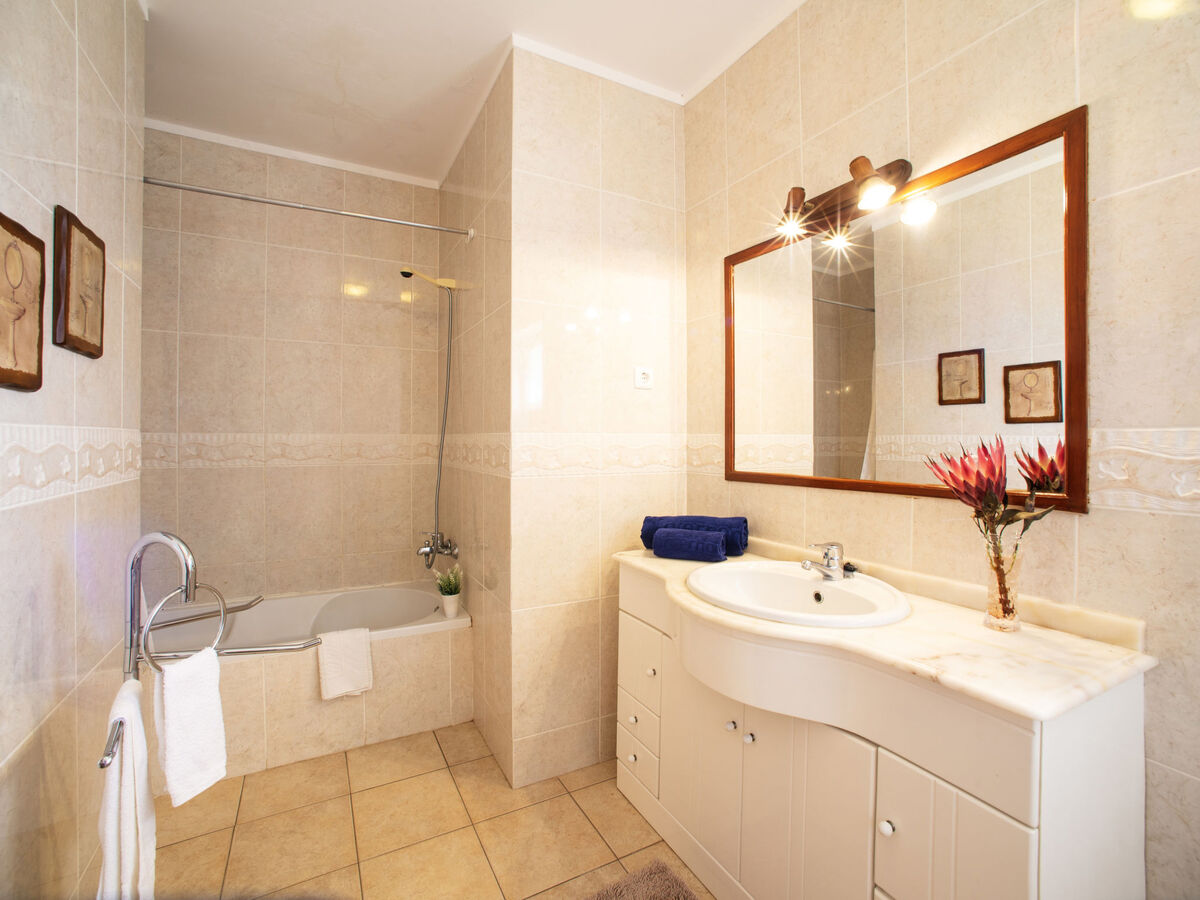Silena – Maison 4 chambres avec piscine à Carvoeiro - Photo 18