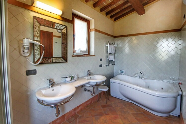 Villa Angeli : maison 10 personnes, piscine privée en Ombrie - Photo 19