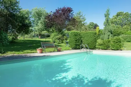 Tolifaz, Ferme Desnié avec piscine - Photo 1