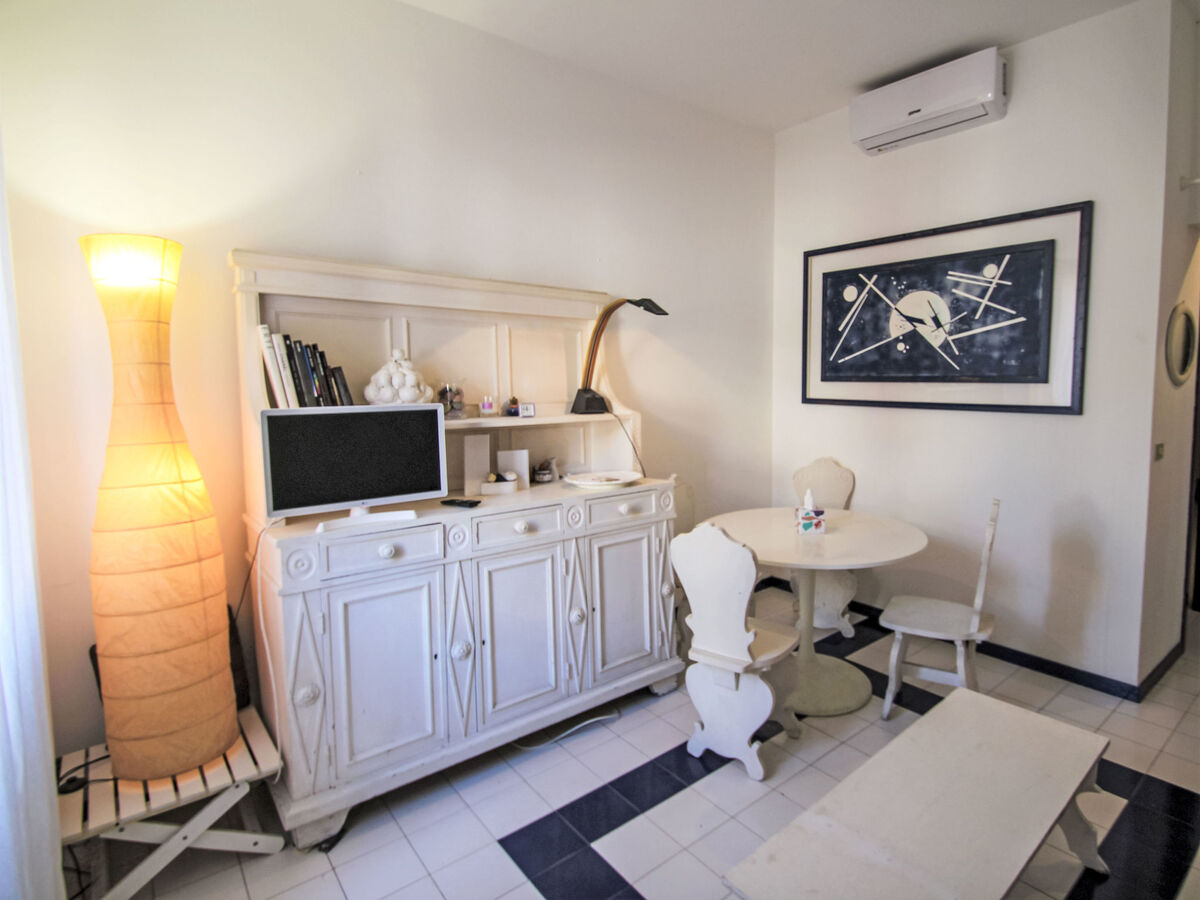 Apt 3 : 2 pièces rénové proche mer à Santa Margherita - Photo 4