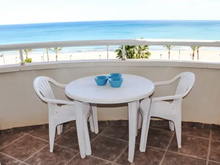 Appartement Urbaeuropa, vue mer à 100 m de la plage - Photo 4