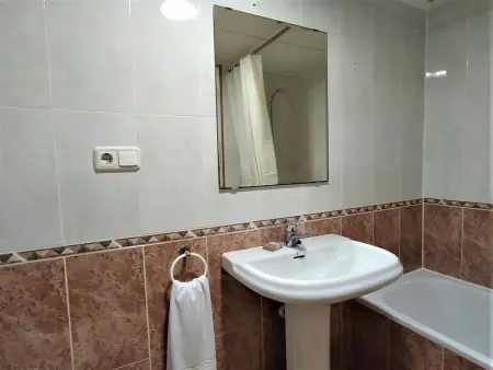 Appartement Urbaeuropa, vue mer à 100 m de la plage - Photo 11