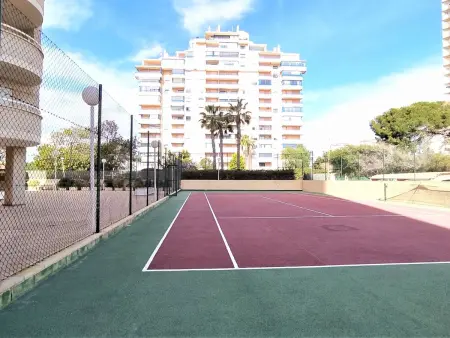 Appartement Urbaeuropa, vue mer à 100 m de la plage - Photo 24