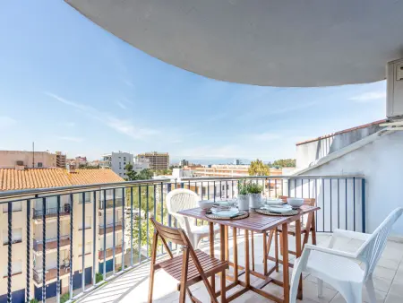 Appartement Nuvol Blau à 160 m de la plage