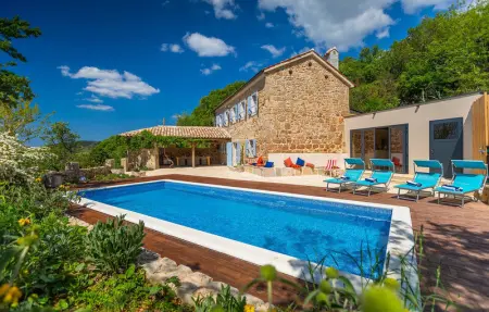 Location maison de vacances à Grizane
