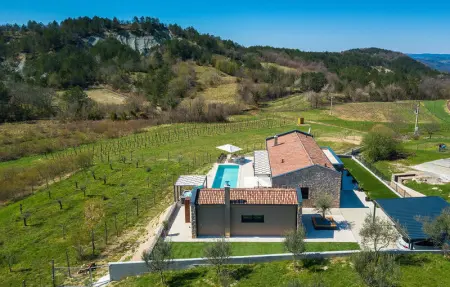 Location maison de vacances à Hum