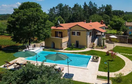 Location maison de vacances à Pazin