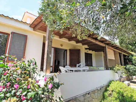 Maison Belvedere Trilo à Costa Rei, plage de sable à 300 m : photo 16